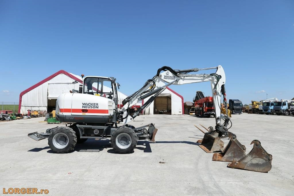 Wacker Neuson EW 100 - حفار ذو عجلات: صورة 3 Wacker Neuson EW 100 - حفار ذو عجلات: صورة 3