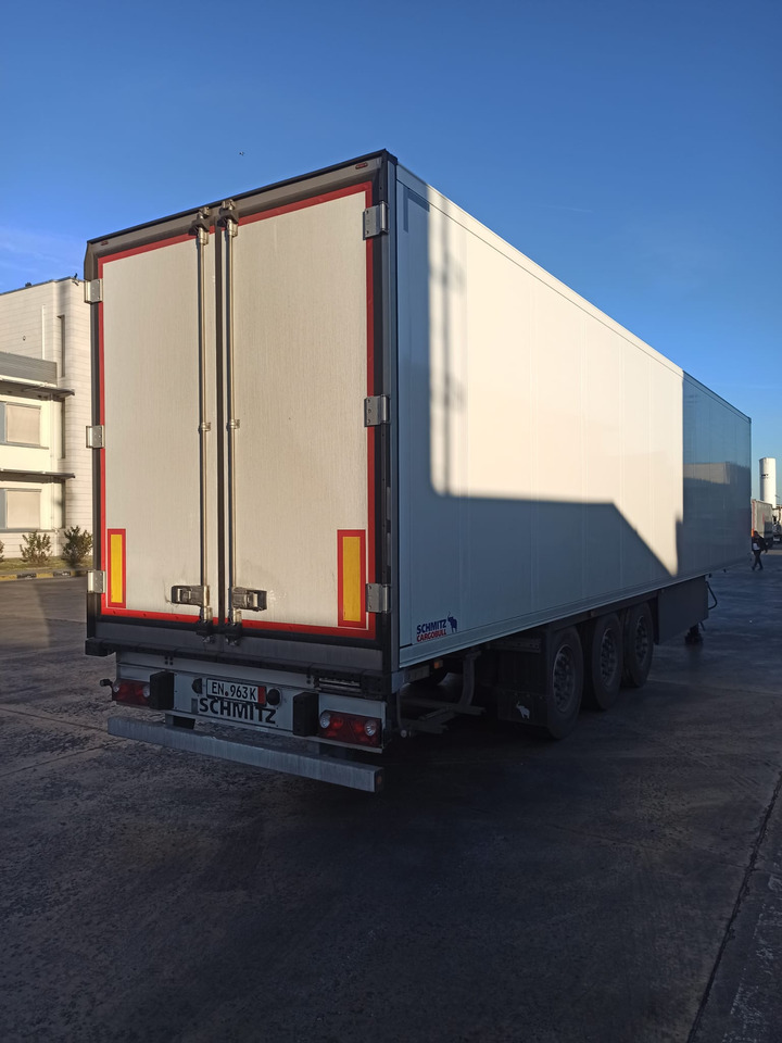 SCHMITZ CARGOBULL ThermoKing SKO 24/L - 13.4 FP COOL V7 FP 60 SMART - نصف مقطورة للتبريد: صورة 4 SCHMITZ CARGOBULL ThermoKing SKO 24/L - 13.4 FP COOL V7 FP 60 SMART - نصف مقطورة للتبريد: صورة 4