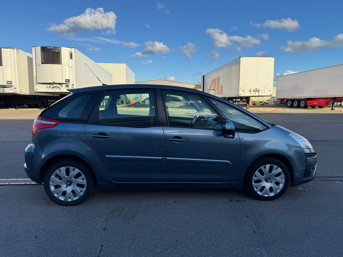 Citroën C4 Picasso DIESEL HDI 1,6 EURO 4 !!!!!!!!!!!!!!! - ميكروباص: صورة 3 Citroën C4 Picasso DIESEL HDI 1,6 EURO 4 !!!!!!!!!!!!!!! - ميكروباص: صورة 3