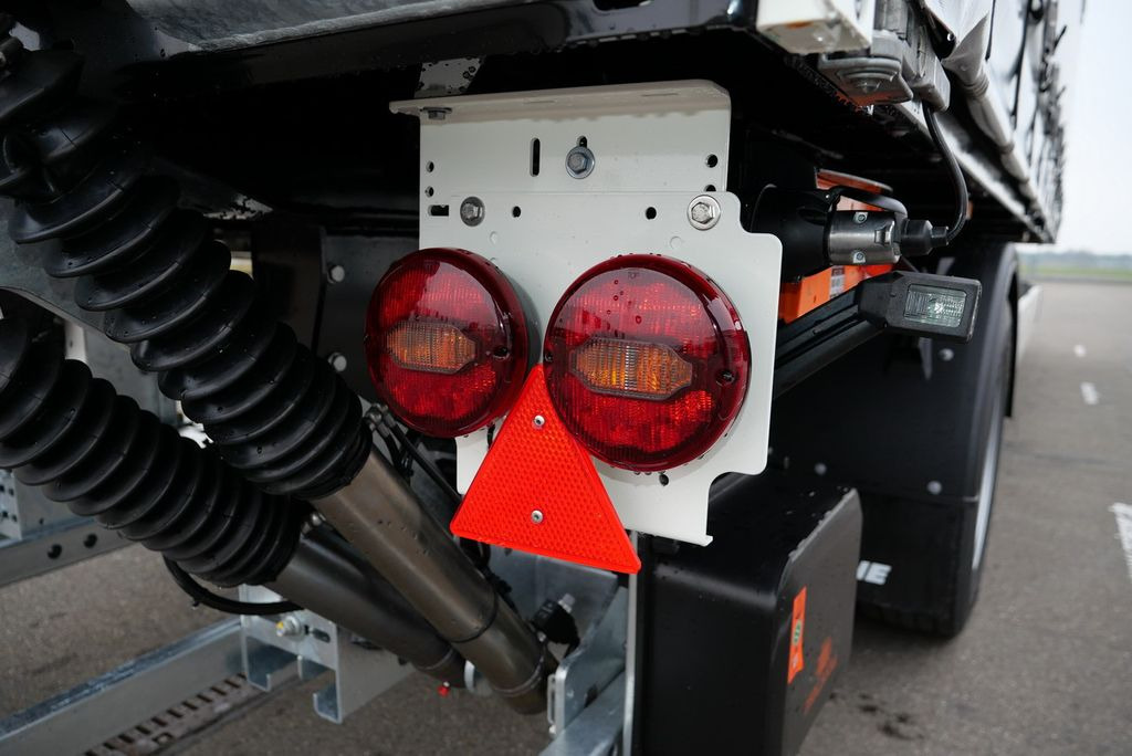 نصف مقطورة بستائر جانبية للبيع Krone SEP 10 CITY GARDINE KRONE 1-achs TRIDEC LBW Krone SEP 10 CITY GARDINE KRONE 1-achs TRIDEC LBW: صورة 22 نصف مقطورة بستائر جانبية للبيع Krone SEP 10 CITY GARDINE KRONE 1-achs TRIDEC LBW Krone SEP 10 CITY GARDINE KRONE 1-achs TRIDEC LBW: صورة 22