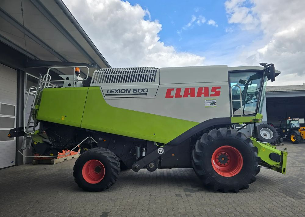 Claas Lexion 600 - حصادة: صورة 4 Claas Lexion 600 - حصادة: صورة 4