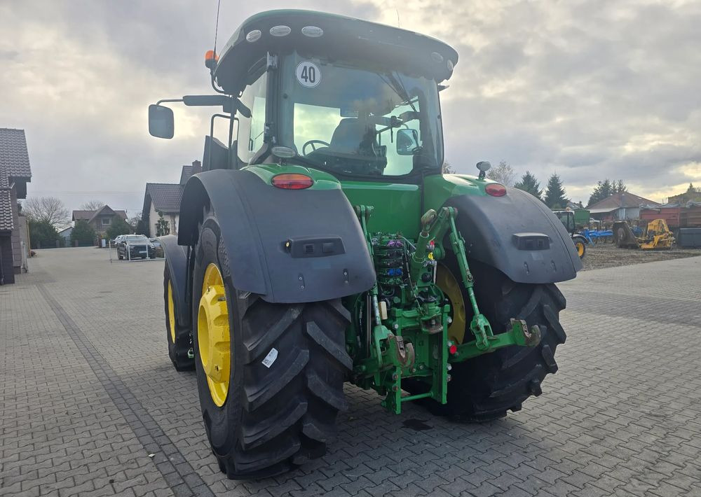 جرار John Deere 7310 R: صورة 10