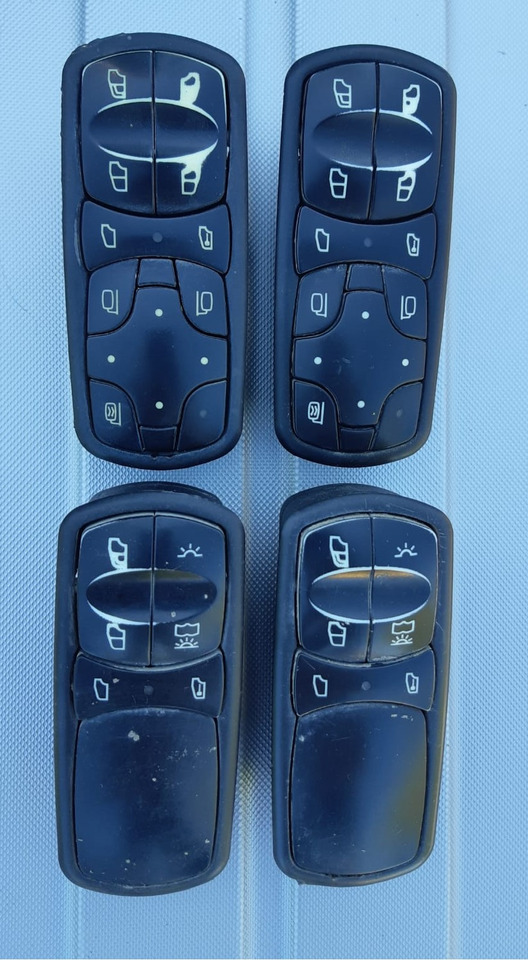 الكابينة والداخلية - شاحنة MERCEDES-BENZ 9438200097: صورة 1