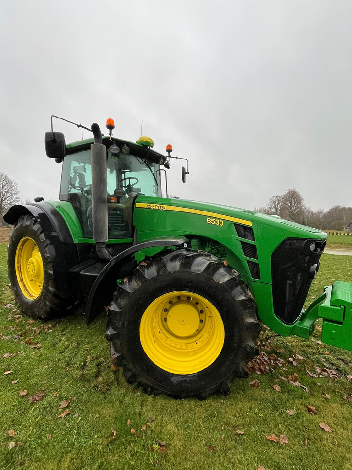 John Deere 8530 - جرار: صورة 4 John Deere 8530 - جرار: صورة 4