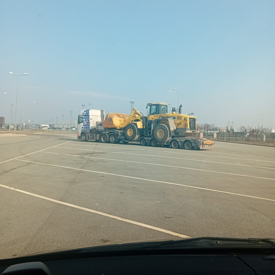 KOMATSU WA500 -6 - اللودر بعجل: صورة 5 KOMATSU WA500 -6 - اللودر بعجل: صورة 5