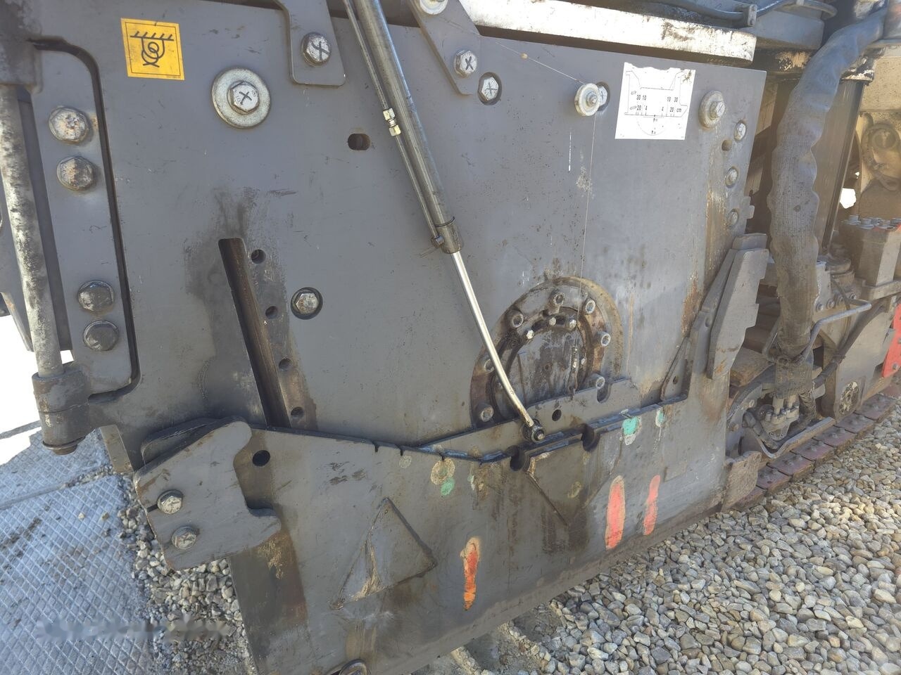 ماكينة الكشط على البارد Wirtgen W120 Fi: صورة 7