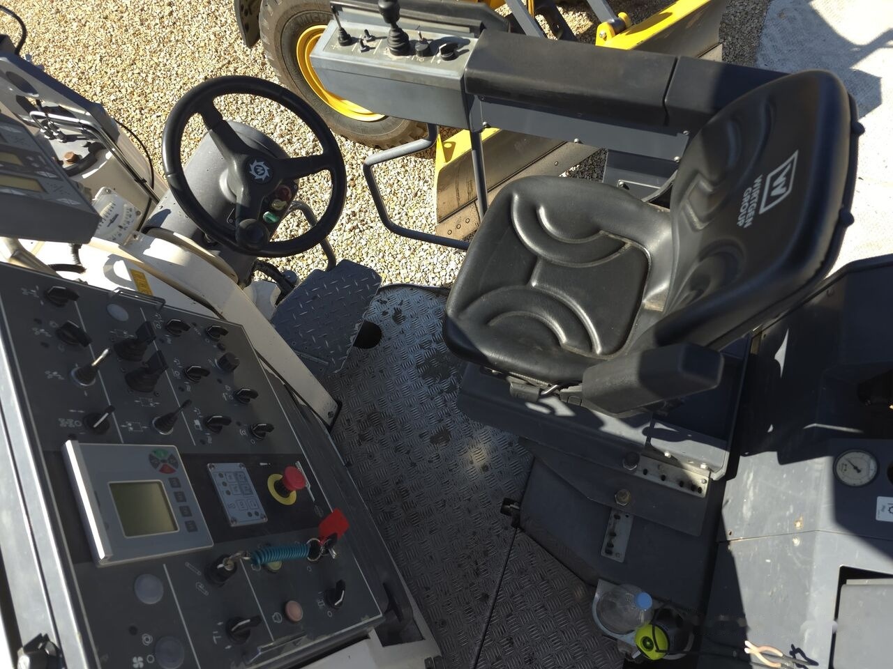 ماكينة الكشط على البارد Wirtgen W120 Fi: صورة 11