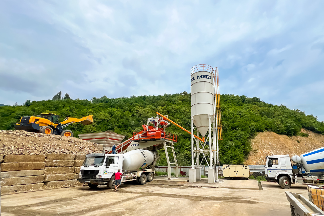 CONCRETE BATCHING PLANT MOBILE - آلة الخرسانة: صورة 1 CONCRETE BATCHING PLANT MOBILE - آلة الخرسانة: صورة 1