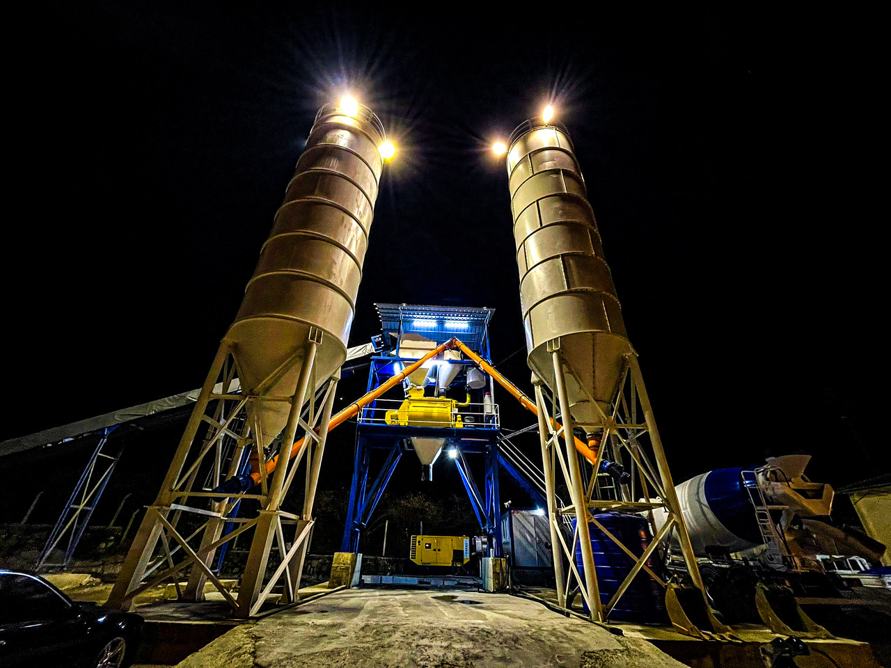 Concrete Plant | High Quality | 3 Years Warrant - آلة الخرسانة: صورة 1 Concrete Plant | High Quality | 3 Years Warrant - آلة الخرسانة: صورة 1