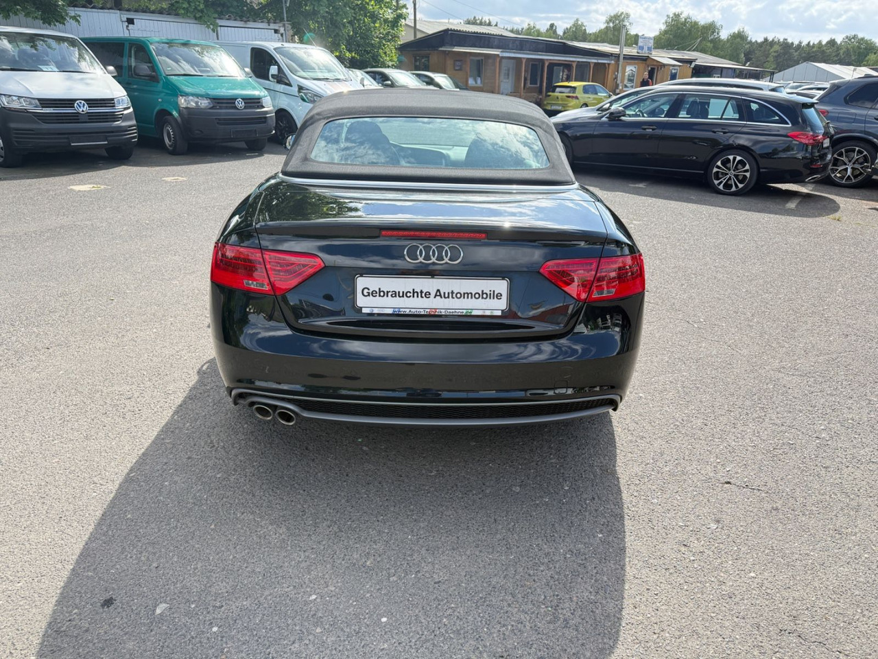 Audi A5 Cabriolet 2.0 TDI S line - سيارة: صورة 4 Audi A5 Cabriolet 2.0 TDI S line - سيارة: صورة 4