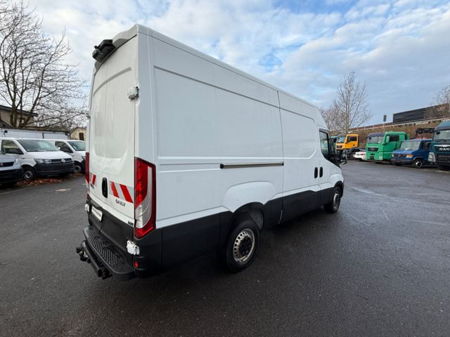 Iveco Daily Kasten HKa 35 S - فان: صورة 4 Iveco Daily Kasten HKa 35 S - فان: صورة 4