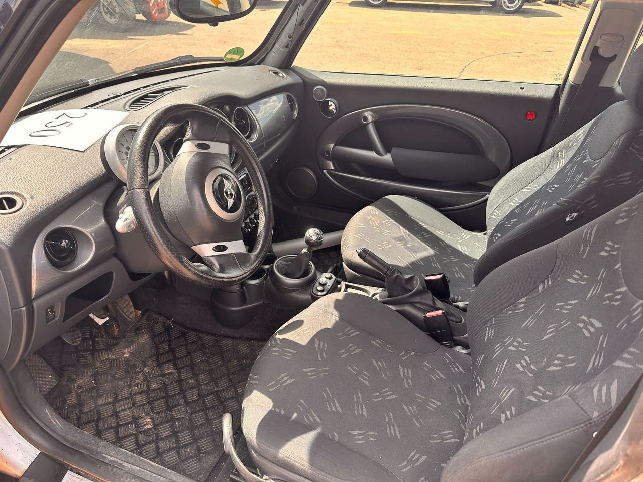 سيارة MINI ONE Mini One: صورة 10