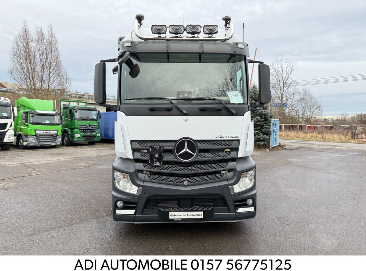 Mercedes-Benz Actros 2542 Abrollkipper mit Container - شاحنة برافعة خطافية: صورة 2 Mercedes-Benz Actros 2542 Abrollkipper mit Container - شاحنة برافعة خطافية: صورة 2