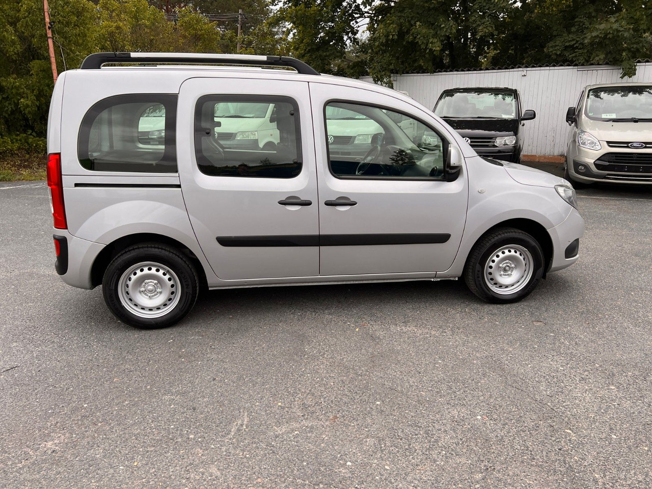 Mercedes-Benz Citan Kombi 111 CDI lang - ميكروباص: صورة 5 Mercedes-Benz Citan Kombi 111 CDI lang - ميكروباص: صورة 5