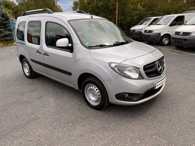 Mercedes-Benz Citan Kombi 111 CDI lang - ميكروباص: صورة 2 Mercedes-Benz Citan Kombi 111 CDI lang - ميكروباص: صورة 2
