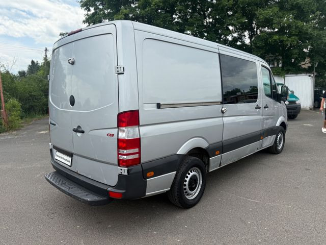 Mercedes-Benz Sprinter II Kasten 219 CDI Automatik - فان المدمجة: صورة 5 Mercedes-Benz Sprinter II Kasten 219 CDI Automatik - فان المدمجة: صورة 5