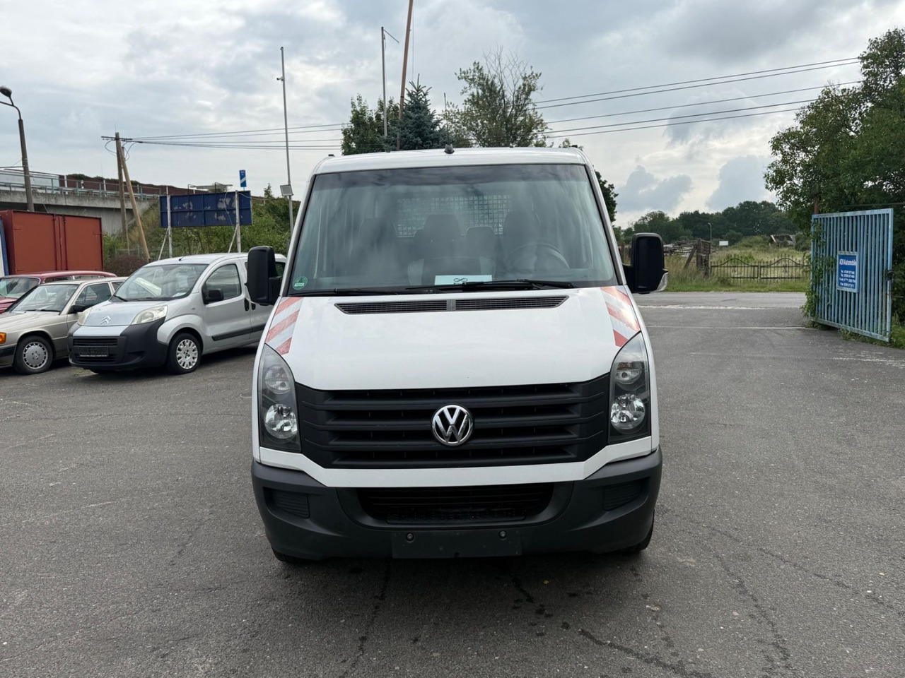 Volkswagen Crafter Pritsche 35 mittel L2 Doppelkabine - شاحنة توصيل مفتوحة, الشاحنات الصغيرة كابينة مزدوجة: صورة 1 Volkswagen Crafter Pritsche 35 mittel L2 Doppelkabine - شاحنة توصيل مفتوحة, الشاحنات الصغيرة كابينة مزدوجة: صورة 1