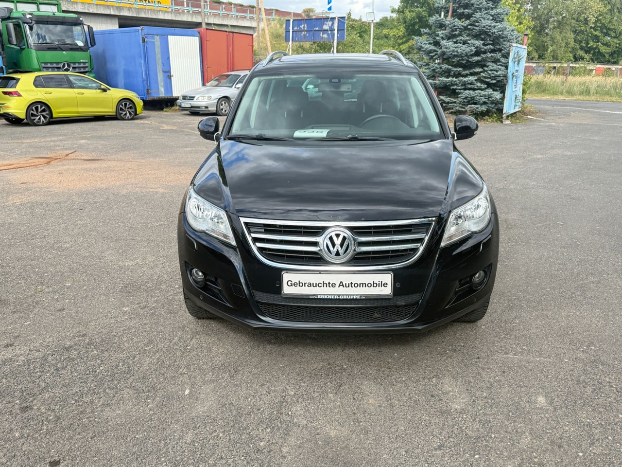 Volkswagen Tiguan Team BMT - ميكروباص: صورة 1 Volkswagen Tiguan Team BMT - ميكروباص: صورة 1