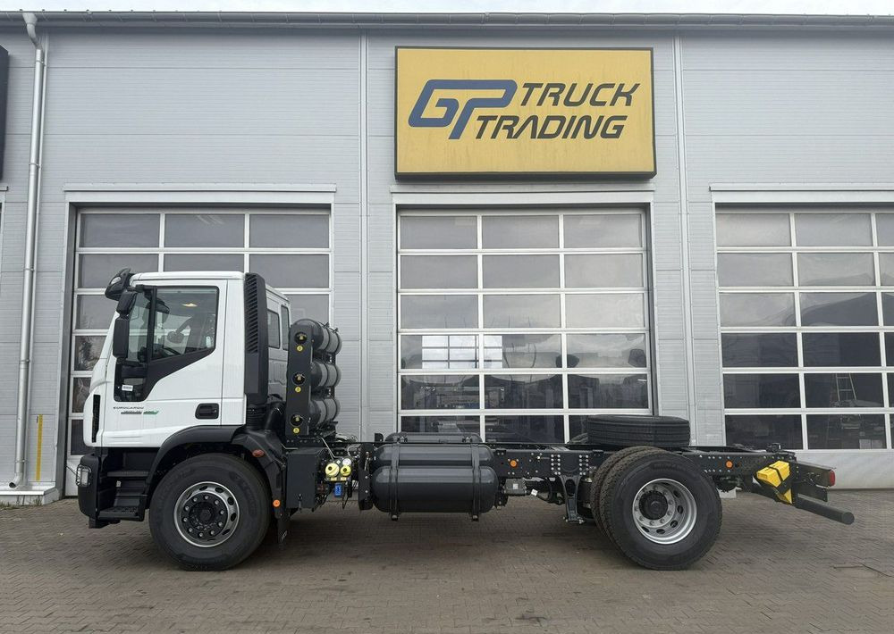 Iveco EuroCargo CNG - شاحنة بهيكل معدني للمقصورة: صورة 2 Iveco EuroCargo CNG - شاحنة بهيكل معدني للمقصورة: صورة 2