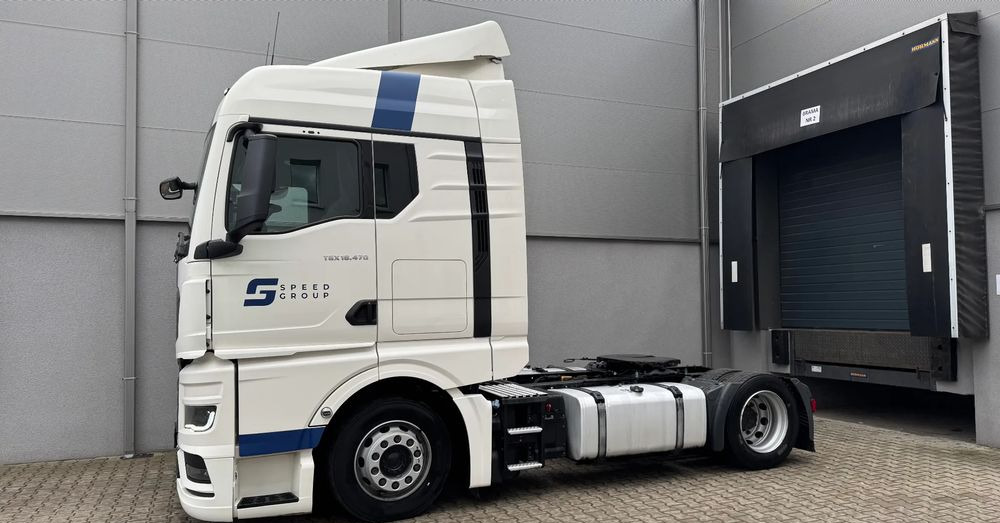 MAN TGX - مقطورة السحب: صورة 2 MAN TGX - مقطورة السحب: صورة 2