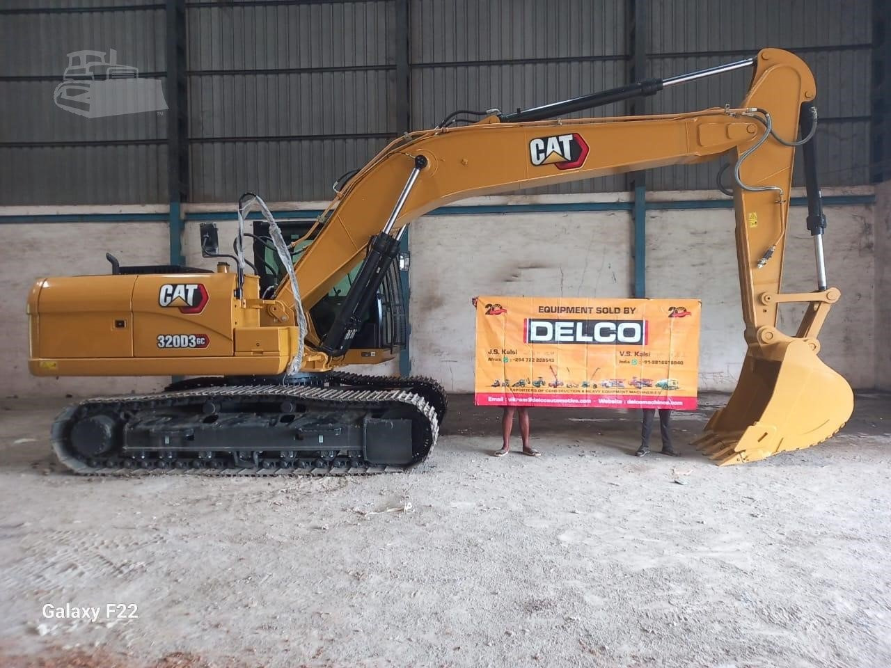CATERPILLAR 320D3GC - حفار زاحف: صورة 1 CATERPILLAR 320D3GC - حفار زاحف: صورة 1