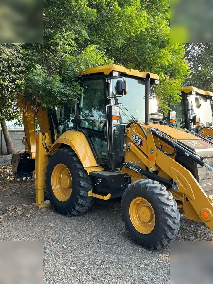 CATERPILLAR 424 - لودر ذو محراث خلفي/ باكهو: صورة 1 CATERPILLAR 424 - لودر ذو محراث خلفي/ باكهو: صورة 1