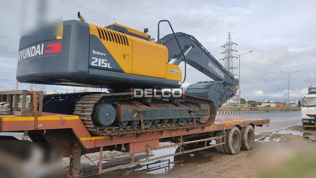 HYUNDAI ROBEX 215 SMART PLUS - حفار زاحف: صورة 4 HYUNDAI ROBEX 215 SMART PLUS - حفار زاحف: صورة 4