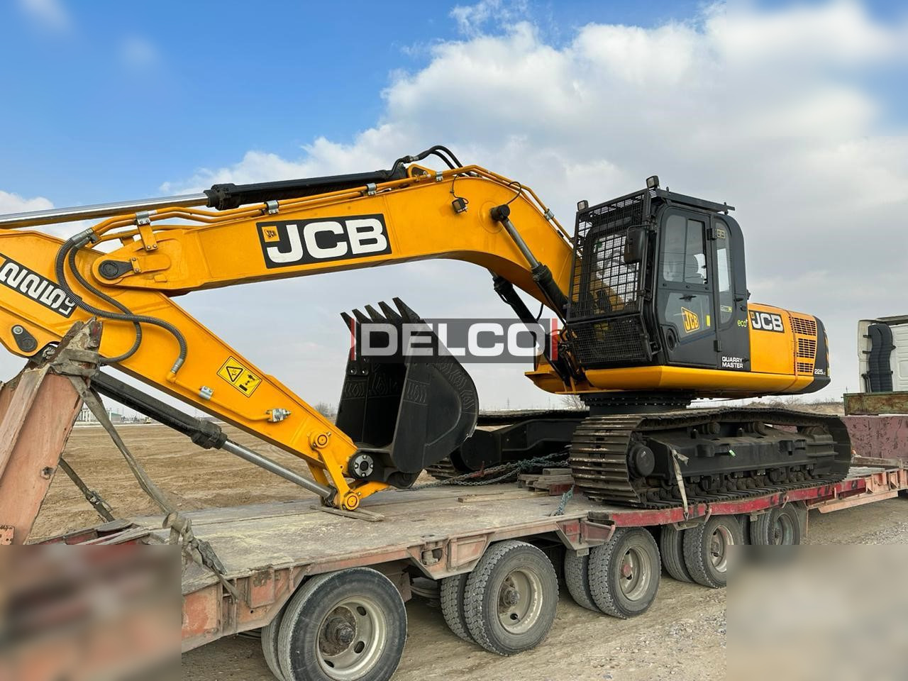JCB 225 LC - حفار زاحف: صورة 2 JCB 225 LC - حفار زاحف: صورة 2