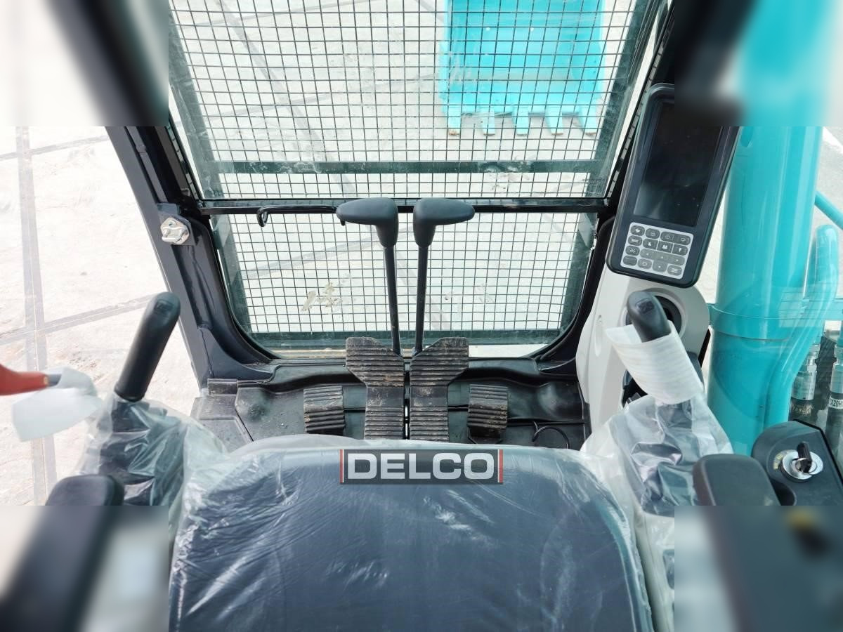 KOBELCO SK220 - حفار زاحف: صورة 5 KOBELCO SK220 - حفار زاحف: صورة 5