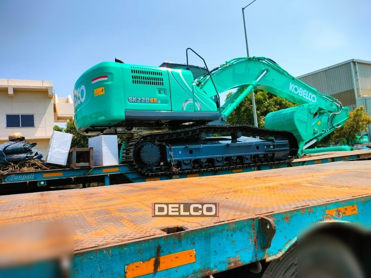 KOBELCO SK220 - حفار زاحف: صورة 1 KOBELCO SK220 - حفار زاحف: صورة 1