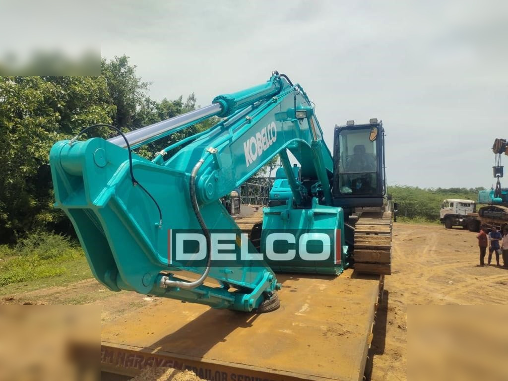 حفار زاحف للبيع  KOBELCO SK380XD LC-10: صورة 12