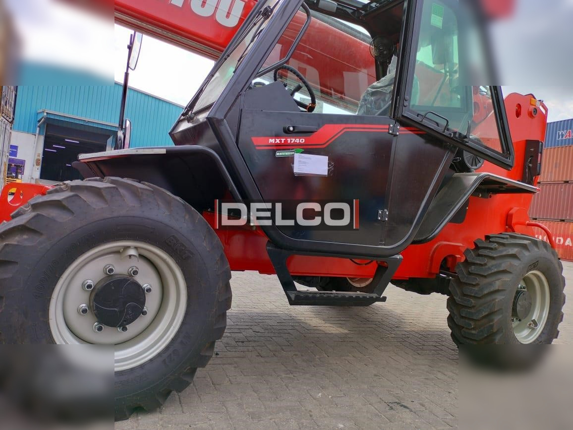 MANITOU MXT1740 - آلة رفع ونقل تلسكوبية: صورة 4 MANITOU MXT1740 - آلة رفع ونقل تلسكوبية: صورة 4