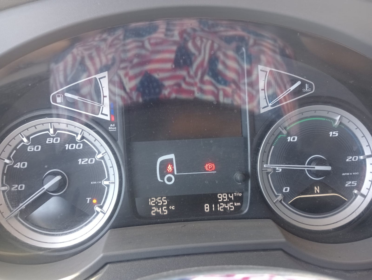 DAF XF 530CV - مقطورة السحب: صورة 3 DAF XF 530CV - مقطورة السحب: صورة 3