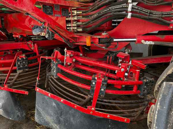 Grimme REXOR 6300 Platinum - حصادة شمندر: صورة 5 Grimme REXOR 6300 Platinum - حصادة شمندر: صورة 5