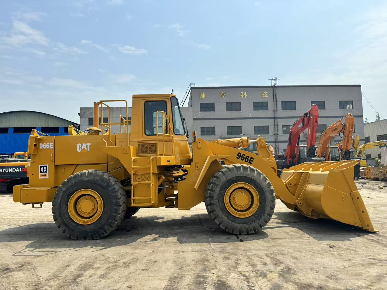CAT 950E - اللودر بعجل: صورة 4 CAT 950E - اللودر بعجل: صورة 4
