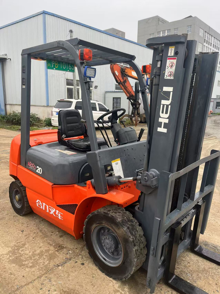 Heli - مرفاع مقصي: صورة 4 Heli - مرفاع مقصي: صورة 4