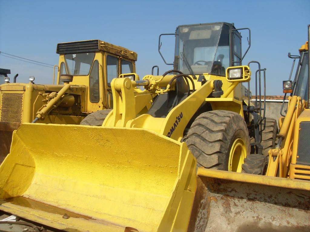 Komatsu WA 380 - اللودر بعجل: صورة 1 Komatsu WA 380 - اللودر بعجل: صورة 1