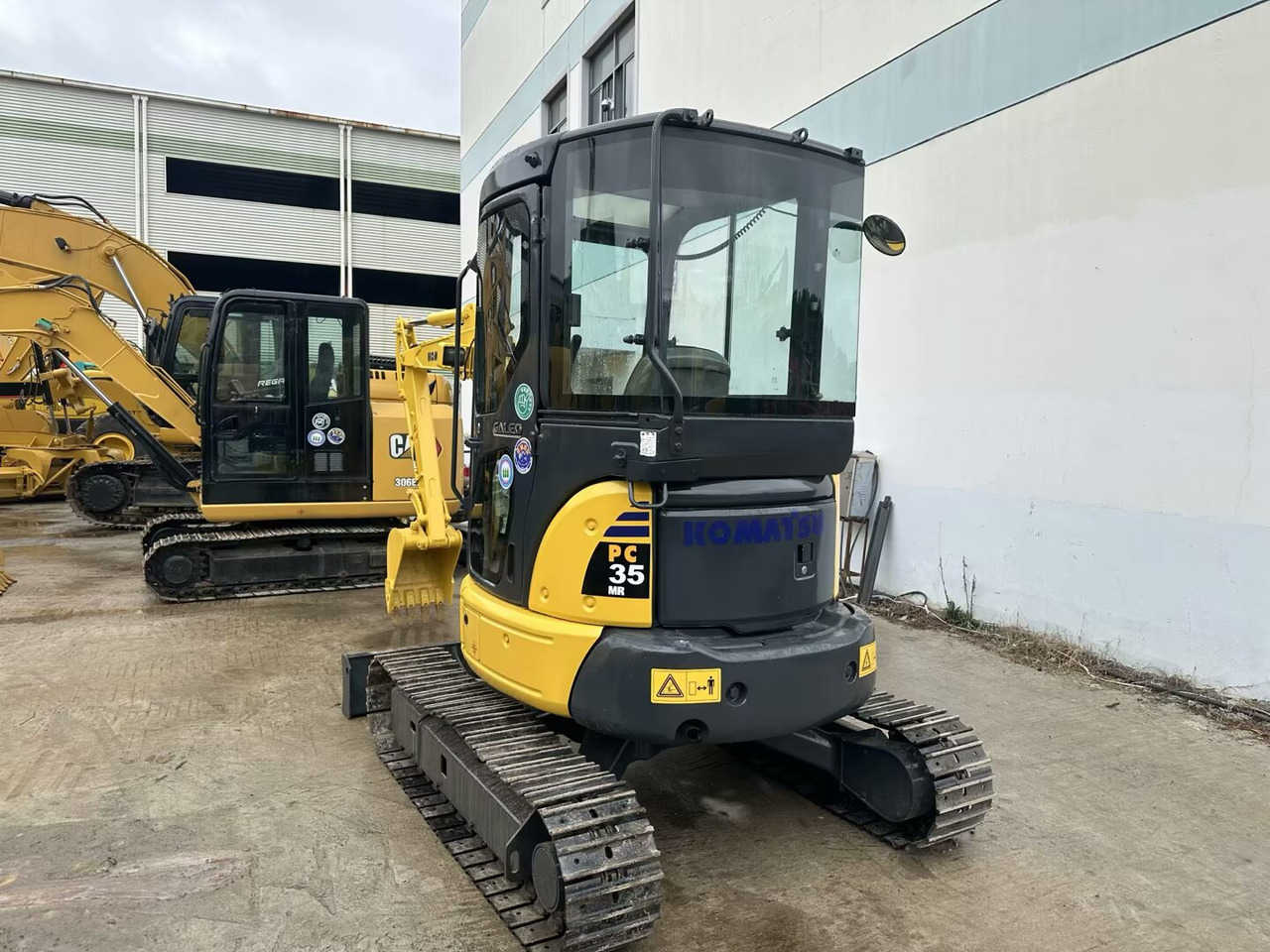 Komatsu pc35MR - حفار صغير: صورة 5 Komatsu pc35MR - حفار صغير: صورة 5