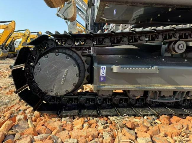 VOLVO EC240 - حفار زاحف: صورة 5 VOLVO EC240 - حفار زاحف: صورة 5