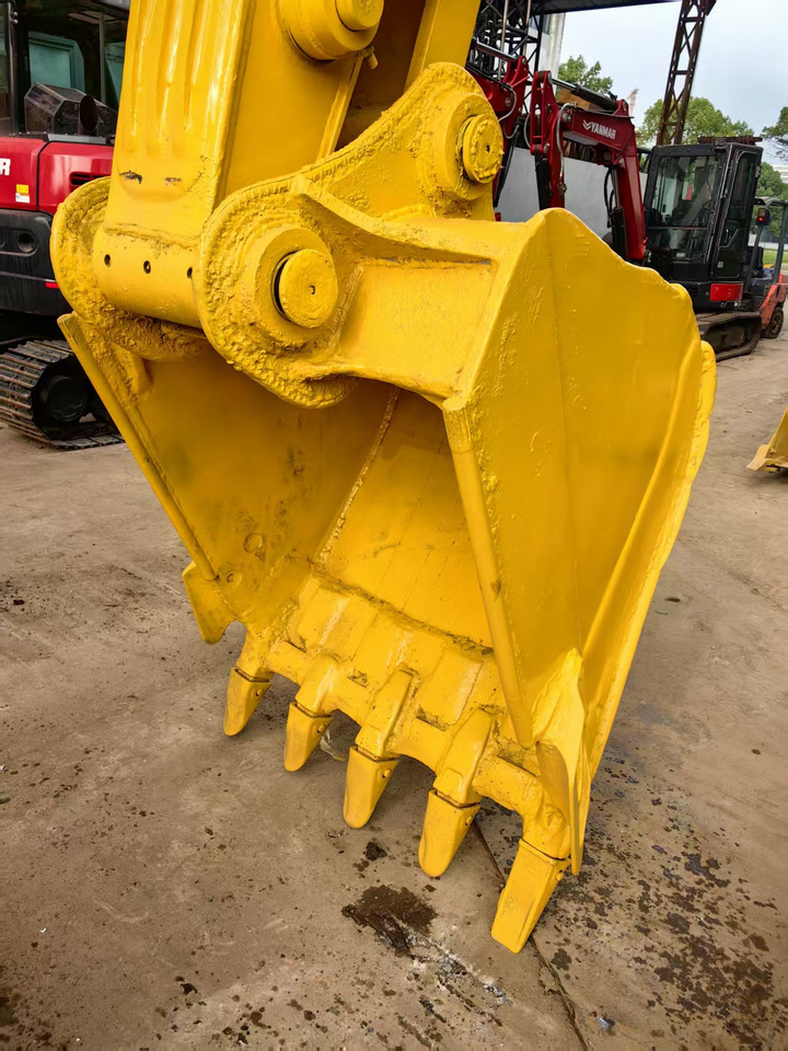 Komatsu pc200-7 - حفار زاحف: صورة 4 Komatsu pc200-7 - حفار زاحف: صورة 4