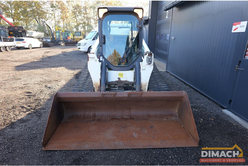 Bobcat T870 Bobcat T870 skidsteer on tracks - high flow - airco - high flow - TOP!! - اللودر: صورة 4 Bobcat T870 Bobcat T870 skidsteer on tracks - high flow - airco - high flow - TOP!! - اللودر: صورة 4