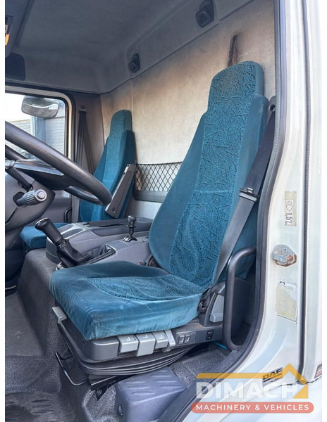 DAF FA LF45.150 4 paards, laadlift. Horsetruck NL truck - شاحنة نقل خيل: صورة 3 DAF FA LF45.150 4 paards, laadlift. Horsetruck NL truck - شاحنة نقل خيل: صورة 3