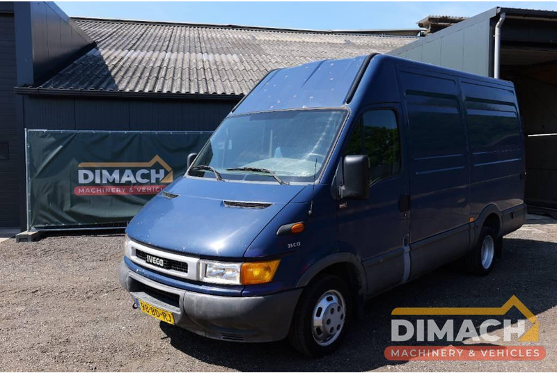 Iveco Daily 35C L2H2 luchtgeremd - فان: صورة 1 Iveco Daily 35C L2H2 luchtgeremd - فان: صورة 1