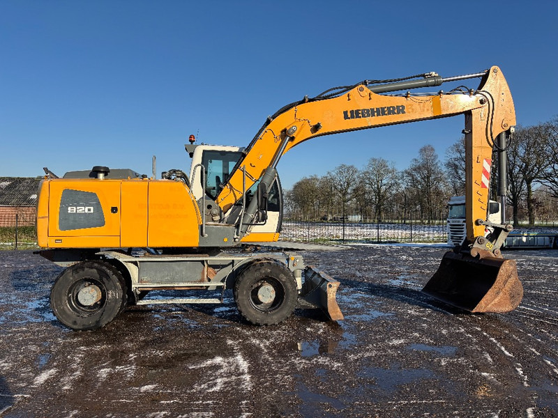 Liebherr A920 TOP!! mono 21 ton! NL machine 4x4 - حفار ذو عجلات: صورة 2 Liebherr A920 TOP!! mono 21 ton! NL machine 4x4 - حفار ذو عجلات: صورة 2