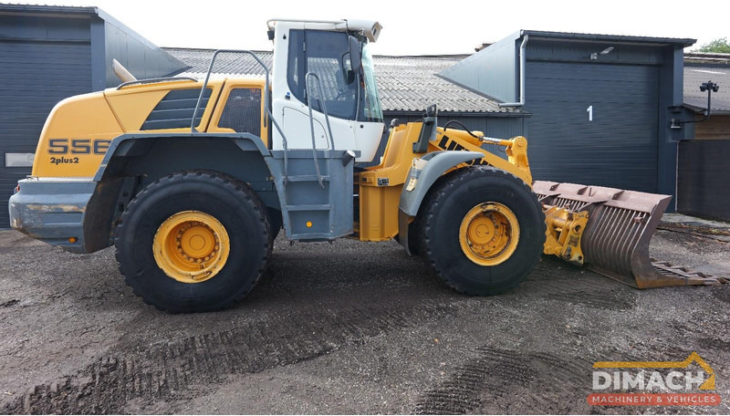 Liebherr L556 Like new!! Airco, quick coupler, skeleton bucket with teeths - اللودر: صورة 2 Liebherr L556 Like new!! Airco, quick coupler, skeleton bucket with teeths - اللودر: صورة 2