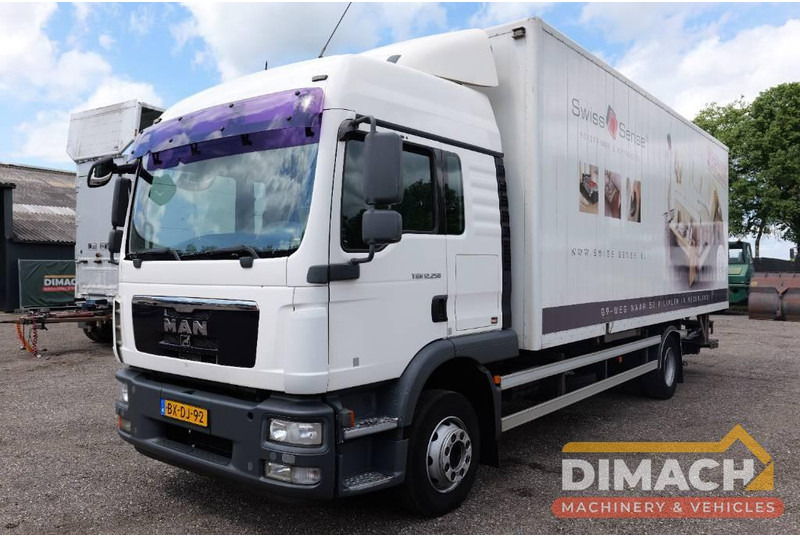 MAN TGM 12.290 wissellaadbak laadklep -loadlift MAN TGM met renova wissel laaldbak systeem ( BDF ) airco TOP !!verhuiswagen - شاحنة صندوقية: صورة 1 MAN TGM 12.290 wissellaadbak laadklep -loadlift MAN TGM met renova wissel laaldbak systeem ( BDF ) airco TOP !!verhuiswagen - شاحنة صندوقية: صورة 1