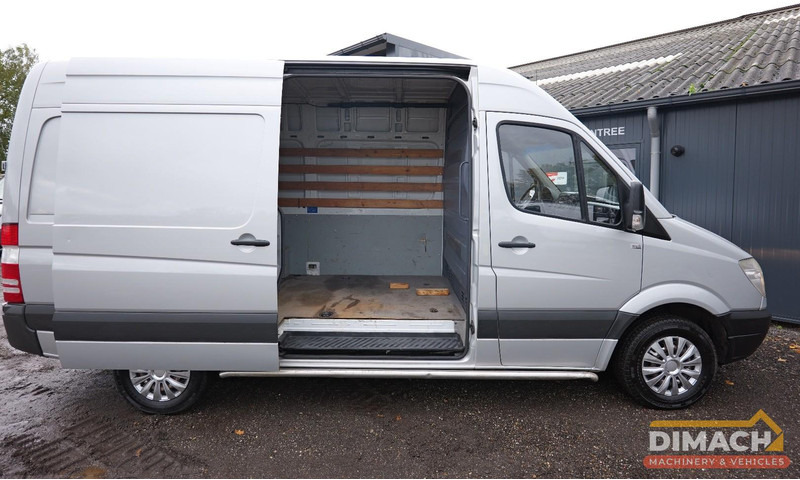 Mercedes-Benz 906 Ka 35 Sprinter 313cdi  Sprinter zilvergrijs L2H2 airco trekhaak - فان: صورة 4 Mercedes-Benz 906 Ka 35 Sprinter 313cdi  Sprinter zilvergrijs L2H2 airco trekhaak - فان: صورة 4