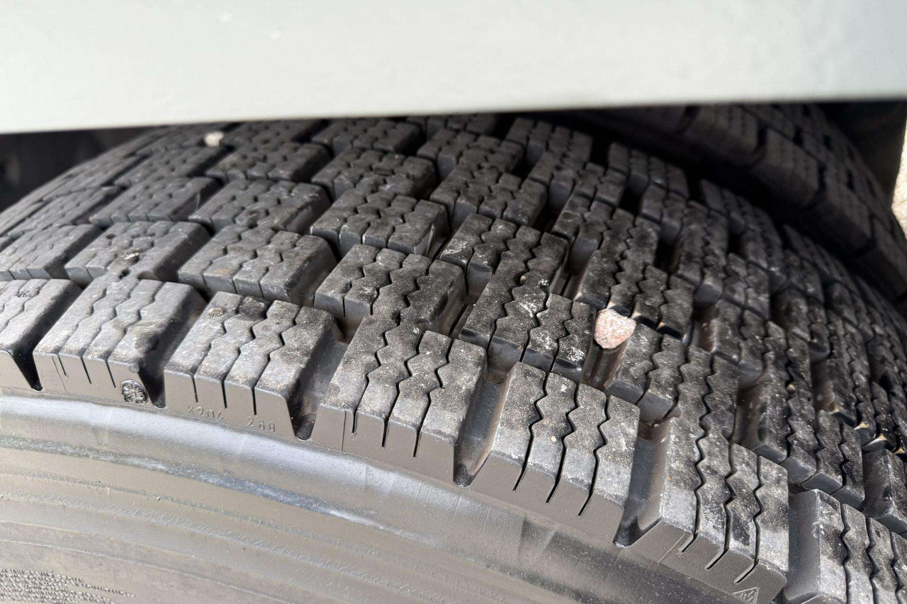 شاحنة نقل سيارات شاحنة Scania R420: صورة 7 شاحنة نقل سيارات شاحنة Scania R420: صورة 7