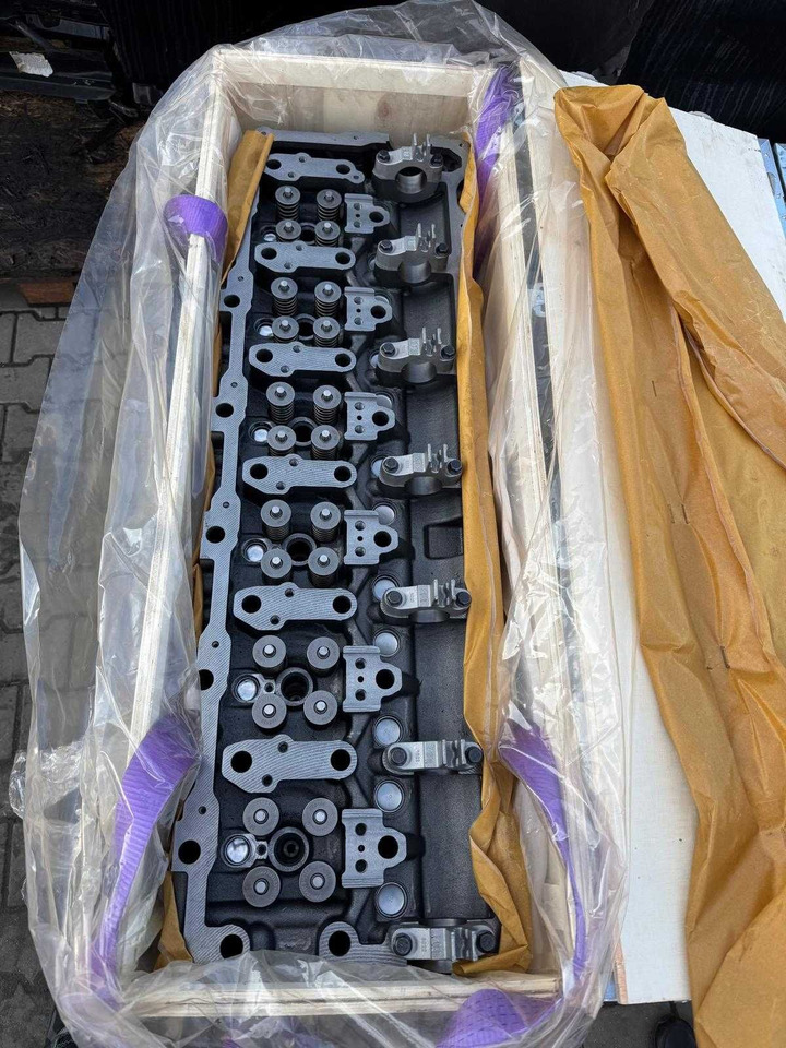 Głowica MAN D2676lf d26 Nowa. - محرك: صورة 2 Głowica MAN D2676lf d26 Nowa. - محرك: صورة 2