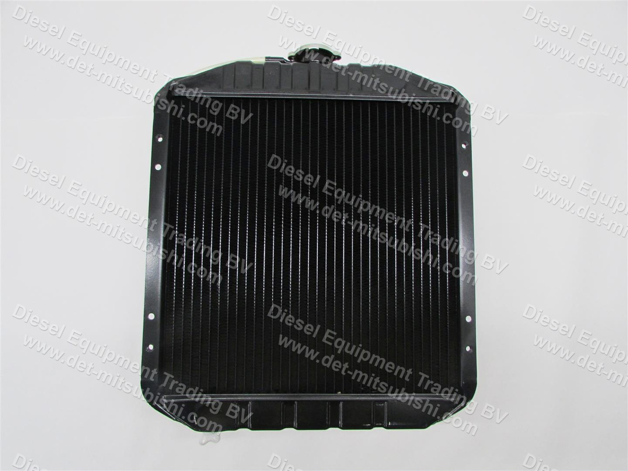 MITSUBISHI RADIATOR ASM; WATER S3L2 (COPPER) - مشعاع - معدات صناعية: صورة 2 MITSUBISHI RADIATOR ASM; WATER S3L2 (COPPER) - مشعاع - معدات صناعية: صورة 2